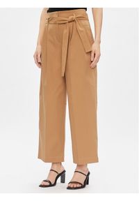BOSS - Boss Spodnie materiałowe Tenoy 50505609 Beżowy Tapered Fit. Kolor: beżowy. Materiał: bawełna