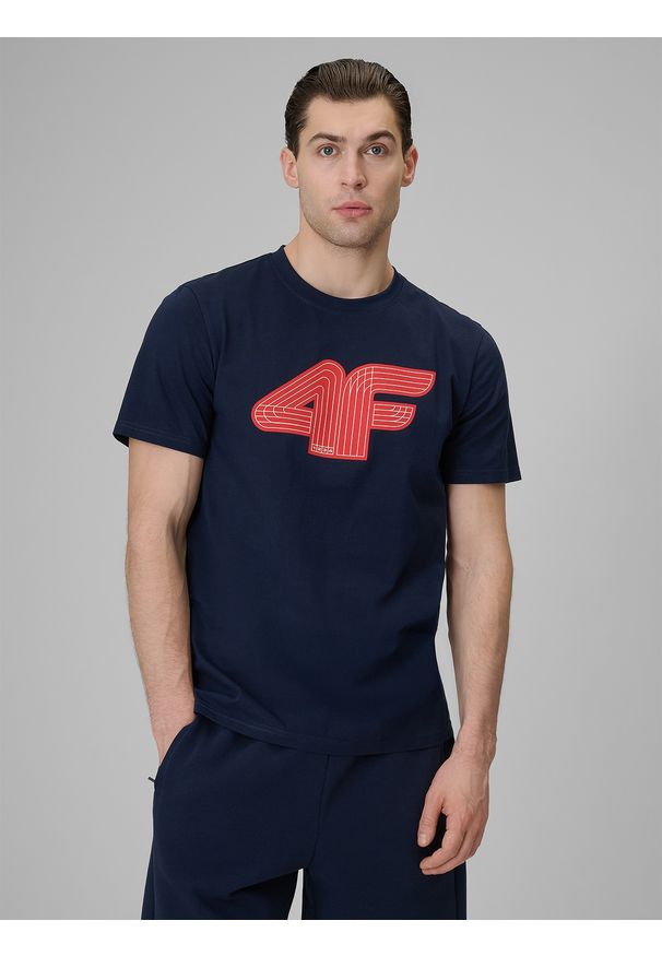 4f - 4F T-shirt regular z nadrukiem męski - granatowy S. Okazja: na co dzień. Kolor: niebieski. Materiał: jeans, bawełna, dresówka, dzianina. Wzór: nadruk. Styl: klasyczny, casual