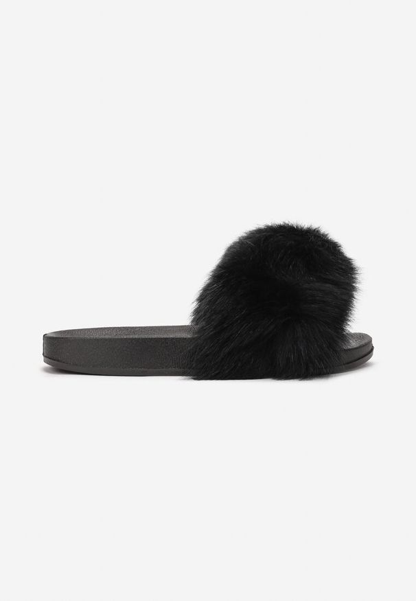 Renee - Czarne Klapki z Futrem Turtlefeather. Zapięcie: bez zapięcia. Kolor: czarny. Materiał: futro. Wzór: aplikacja