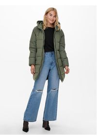 only - ONLY Kurtka puchowa 15205369 Zielony Regular Fit. Kolor: zielony. Materiał: syntetyk. Sezon: zima #4