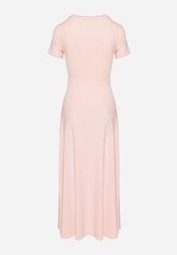 Born2be - Różowa Sukienka o Taliowanym Kroju z Krótkim Rękawem Liravise. Okazja: na co dzień. Kolor: różowy. Długość rękawa: krótki rękaw. Sezon: wiosna, lato. Typ sukienki: rozkloszowane. Styl: casual, elegancki, klasyczny #6