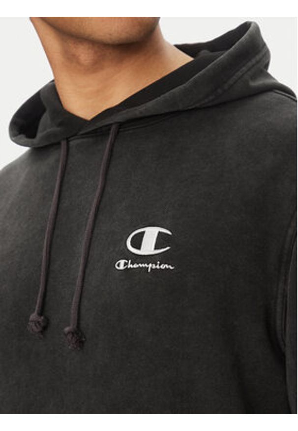 Champion Bluza 221176 Czarny Regular Fit. Kolor: czarny. Materiał: bawełna