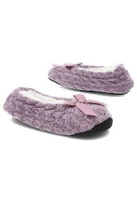 Fioletowe Ciepłe Bambosze Damskie Moraj. Okazja: do domu. Kolor: fioletowy. Materiał: dzianina, futro, guma. Szerokość cholewki: normalna. Wzór: gładki. Sezon: zima, jesień #3