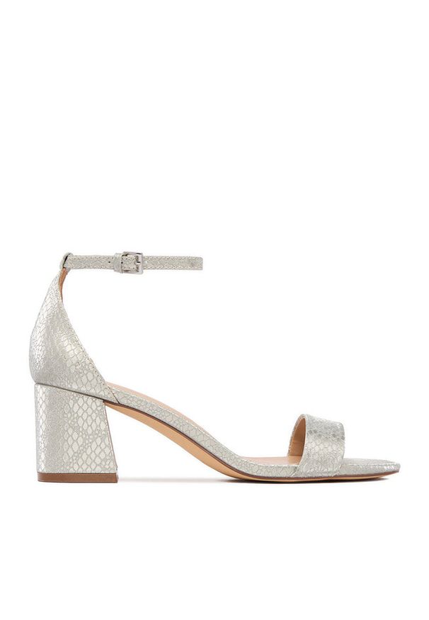 Sandały DeeZee. Kolor: srebrny