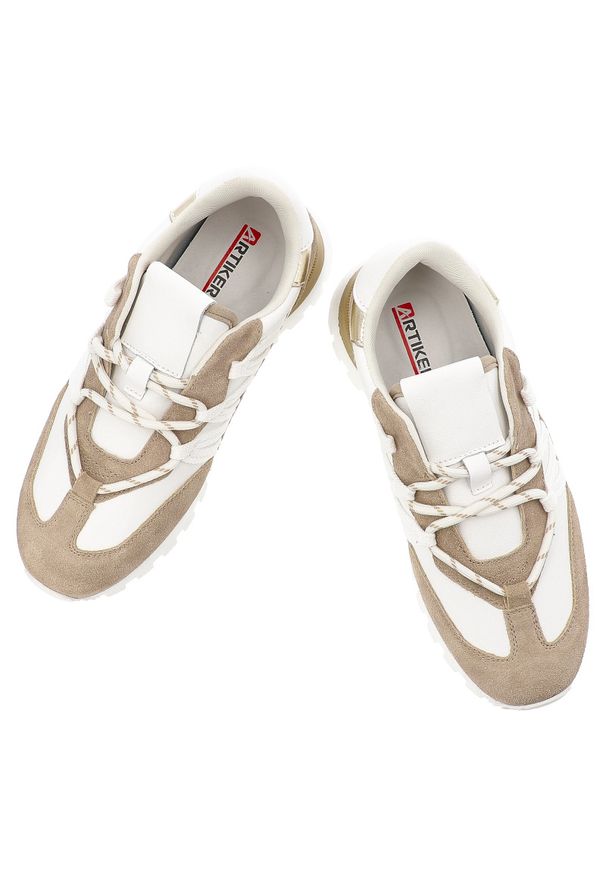 Białe Sneakersy Artiker Wygodne Sportowe Obuwie Damskie. Okazja: na co dzień. Kolor: biały. Materiał: zamsz, materiał, skóra. Szerokość cholewki: normalna