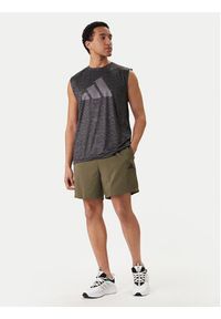 Adidas - adidas Szorty sportowe Essentials Small Logo Chelsea JF1113 Zielony Regular Fit. Kolor: zielony. Materiał: syntetyk. Styl: sportowy #4