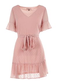 Born2be - Różowa Sukienka Acalopei. Okazja: na imprezę. Typ kołnierza: dekolt w serek. Kolor: różowy. Materiał: materiał, tkanina. Typ sukienki: trapezowe. Styl: wizytowy. Długość: mini #3