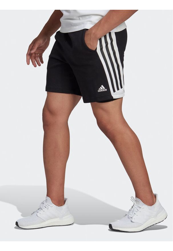 Adidas - adidas Szorty sportowe Future Icons HK4554 Czarny Regular Fit. Kolor: czarny. Materiał: bawełna. Styl: sportowy