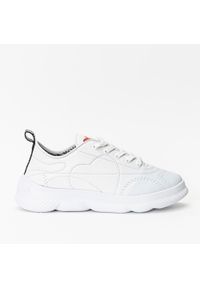 Sneakers'y damskie Love Moschino (JA15394G0CJA0100). Kolor: biały. Wzór: kolorowy #2