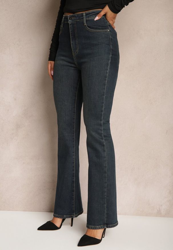 Renee - Granatowe Jeansy z Bawełną o Kroju Dzwonów Lortina. Okazja: na co dzień. Kolor: niebieski. Sezon: lato. Styl: sportowy, klasyczny, elegancki, casual