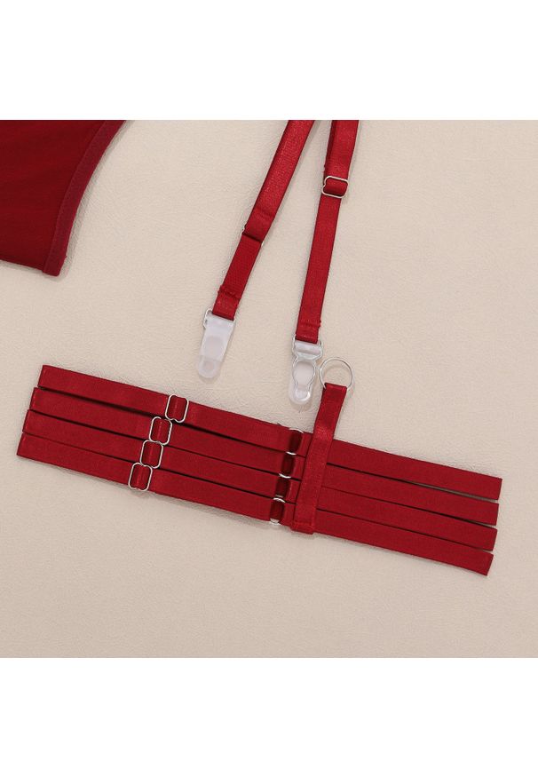 Intica - Body z pasem do pończoch z regulowanymi paskami bielizna damska Naydenka. Kolor: czarny. Materiał: materiał. Wzór: paski