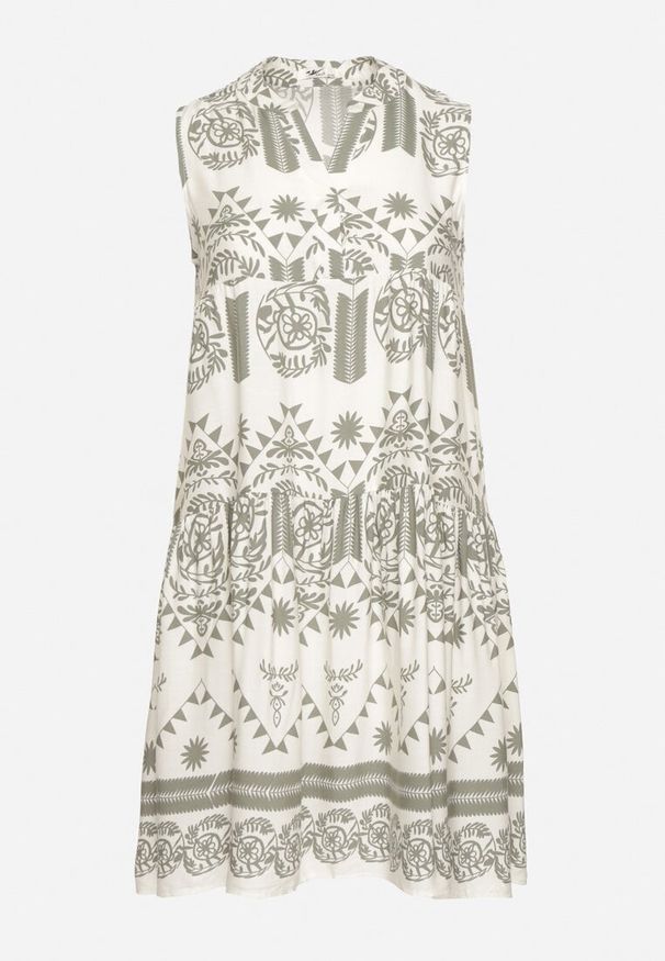 Born2be - Zielono-Kremowa Sukienka o Rozkloszowanym Kroju Bez Rękawów w Etniczny Wzór Revarise. Okazja: na co dzień. Typ kołnierza: dekolt w serek. Kolekcja: plus size. Kolor: zielony. Długość rękawa: bez rękawów. Typ sukienki: dla puszystych. Styl: casual