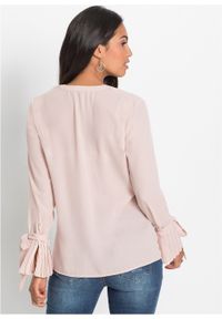 Bluzka z plisowanymi mankietami bonprix dymny różowy. Kolor: różowy. Styl: elegancki #4