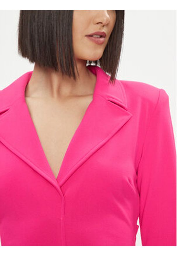 Liu Jo Sukienka codzienna CA4136 J1930 Różowy Regular Fit. Okazja: na co dzień. Kolor: różowy. Materiał: syntetyk. Typ sukienki: proste. Styl: casual