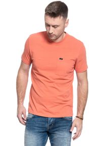 Lee - MĘSKI T-SHIRT LEE SS POCKET TEE PAPRIKA L64PSWNI 112115854 #1