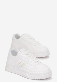 Born2be - Białe Sznurowane Sneakersy na Płaskiej Grubej Podeszwie z Perforacją Pinnella. Wysokość cholewki: przed kostkę. Kolor: biały. Szerokość cholewki: normalna #5