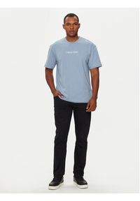 Calvin Klein T-Shirt Hero K10K111346 Niebieski Regular Fit. Kolor: niebieski. Materiał: bawełna