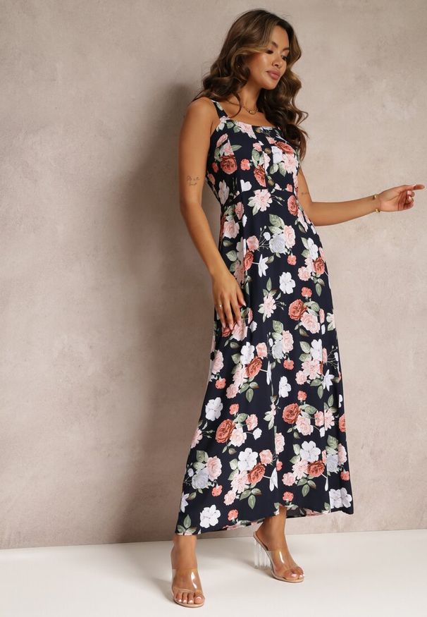 Renee - Czarna Sukienka Maxi w Kwiaty z Rozkloszowanym Dołem na Ramiączkach Aletaina. Kolor: czarny. Długość rękawa: na ramiączkach. Wzór: kwiaty. Sezon: lato, wiosna. Długość: maxi