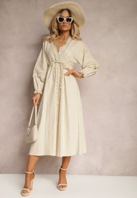 Renee - Beżowa Sukienka z Bawełny z Gumką w Talii i Koronkowymi Wstawkami z Materiałowym Paskiem Larila. Okazja: na co dzień. Kolor: beżowy. Materiał: bawełna, koronka, materiał. Długość rękawa: długi rękaw. Typ sukienki: proste. Styl: casual