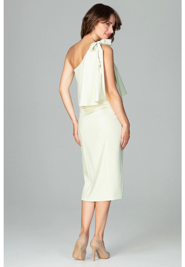 Lenitif - Koktajlowa ołówkowa sukienka na jedno ramię z falbaną żółta. Okazja: na randkę, na ślub cywilny, na wesele. Kolor: żółty. Materiał: tkanina. Typ sukienki: ołówkowe. Styl: wizytowy