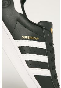 adidas Originals - Buty Superstar Vegan. Nosek buta: okrągły. Zapięcie: sznurówki. Kolor: czarny. Materiał: syntetyk, materiał, skóra ekologiczna, guma. Szerokość cholewki: normalna. Model: Adidas Superstar #2