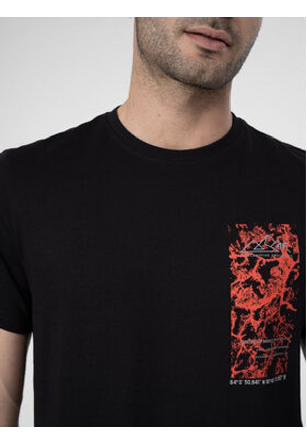 4f - 4F T-Shirt 4FSS23TTSHM487 Czarny Regular Fit. Kolor: czarny. Materiał: bawełna