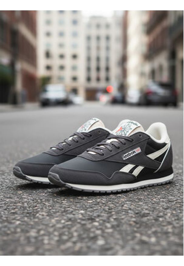 Reebok Sneakersy EOSS-CLASSIC AZ 100208831 Czarny. Kolor: czarny. Materiał: zamsz, skóra. Model: Reebok Classic