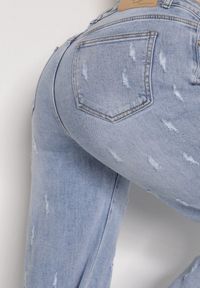 Born2be - Niebieskie Bawełniane Szerokie Jeansy z Wysokim Stanem i Przetarciami Lilinryss. Okazja: na co dzień. Stan: podwyższony. Kolor: niebieski. Styl: casual #3