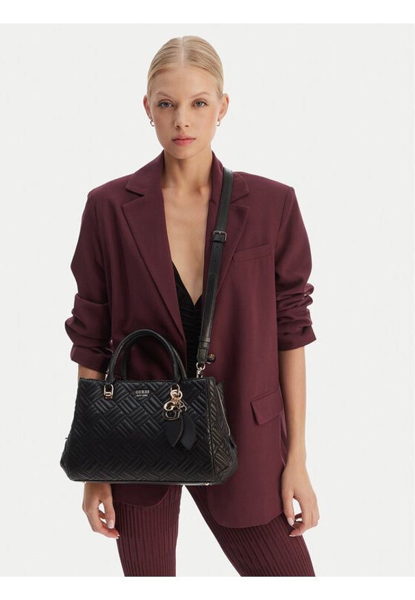 Guess Torebka Sally HWQG99 21060 Czarny. Kolor: czarny. Materiał: skórzane