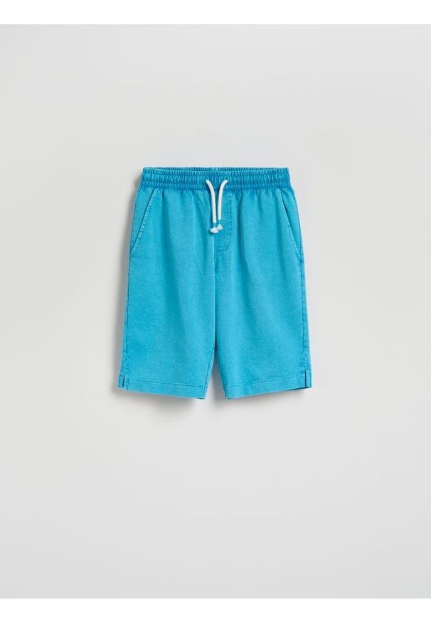 Reserved - Bawełniane szorty bermudy - niebieski. Kolor: niebieski. Materiał: bawełna
