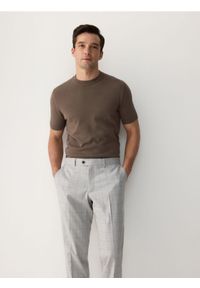 Reserved - Sweter z krótkim rękawem - brązowy. Kolor: brązowy. Materiał: dzianina, bawełna. Długość rękawa: krótki rękaw. Długość: krótkie #1