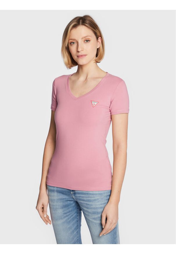 Guess T-Shirt Mini Triangle W2YI45 J1311 Różowy Slim Fit. Kolor: różowy. Materiał: bawełna