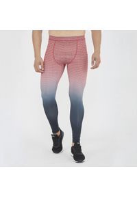 ELPLAYER - Legginsy treningowe PIRAMID męskie czerwono-czarne. Kolor: czerwony, wielokolorowy, czarny. Materiał: jersey. Wzór: nadruk. Sport: fitness #1