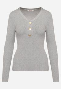 Born2be - Szary Sweter z Bawełną z Prążkowanego Materiału Ozdobiony Guzikami Zinfera. Okazja: na co dzień. Typ kołnierza: dekolt w serek. Kolor: szary. Materiał: bawełna, prążkowany, materiał. Wzór: aplikacja. Styl: casual, klasyczny #2