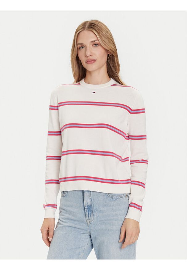 Tommy Jeans Sweter Essential DW0DW20159 Écru Regular Fit. Materiał: bawełna