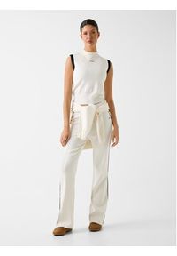 Guess Sweter 181078 Beżowy Classic Fit. Kolor: beżowy #5