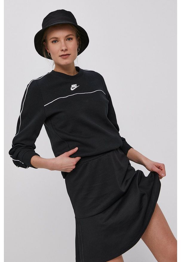 Nike Sportswear - Bluza. Okazja: na co dzień. Kolor: czarny. Długość rękawa: długi rękaw. Długość: długie. Styl: casual