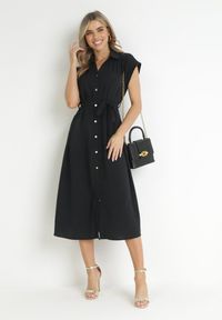 Born2be - Czarna Sukienka Koszulowa Wiązana w Pasie z Krótkimi Rękawami Clairana. Kolor: czarny. Długość rękawa: krótki rękaw. Typ sukienki: koszulowe #5