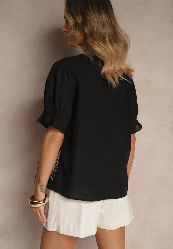 Renee - Czarna Koszula z Bawełny Ozdobiona Haftem i Srebrną Nicią Wilaravia. Okazja: na co dzień. Kolor: czarny. Materiał: bawełna. Wzór: aplikacja, haft. Styl: casual