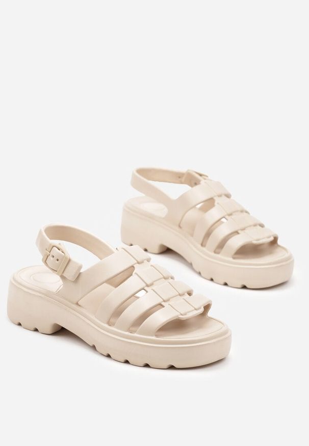 Born2be - Beżowe Piankowe Sandały na Grubej Podeszwie z Wycięciami Dimia. Kolor: beżowy. Materiał: len. Sezon: lato. Styl: elegancki