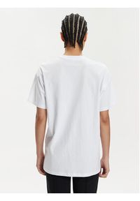 only - ONLY T-Shirt Pixie 15316702 Biały Regular Fit. Kolor: biały. Materiał: bawełna