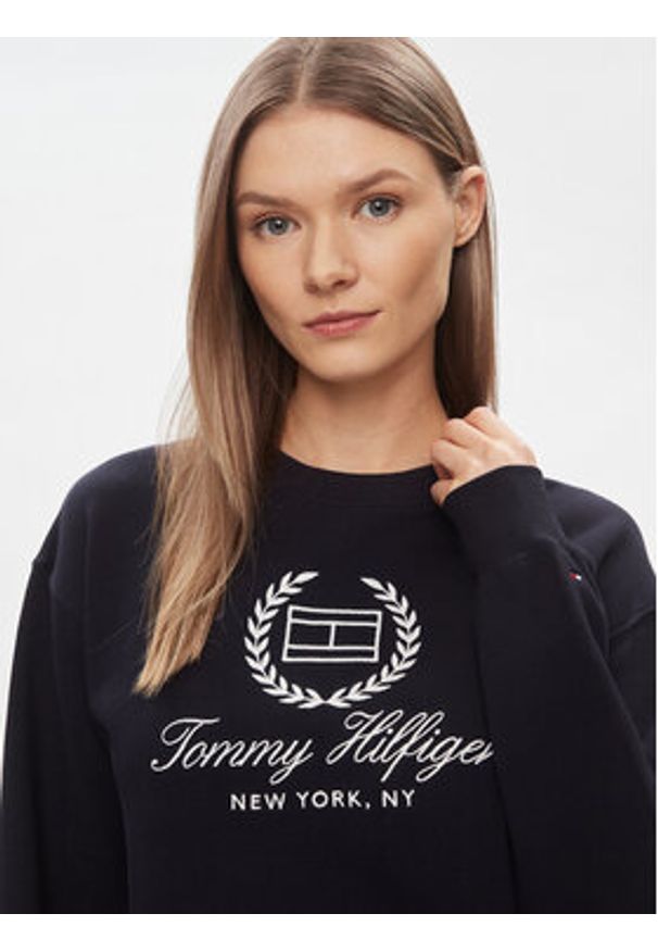 TOMMY HILFIGER - Tommy Hilfiger Bluza Flag Script WW0WW41758 Granatowy Regular Fit. Kolor: niebieski. Materiał: bawełna