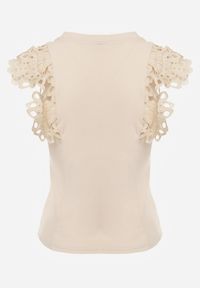 Renee - Jasnobeżowy Top z Bawełny z Ozdobną Koronką Adexis. Kolor: beżowy. Materiał: bawełna, koronka. Wzór: koronka. Sezon: wiosna, lato #4