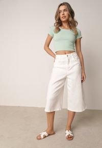 Born2be - Jasnozielony Gładki T-shirt o Krótszym Kroju Errora. Okazja: na co dzień. Kolor: zielony. Materiał: materiał, jeans. Długość: krótkie. Wzór: gładki. Styl: casual #6