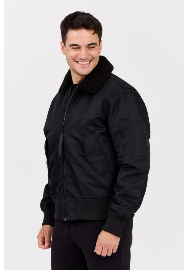Calvin Klein - CALVIN KLEIN Czarna męska bomberka, Rozmiar XXL. Kolor: czarny. Materiał: materiał, futro. Styl: elegancki