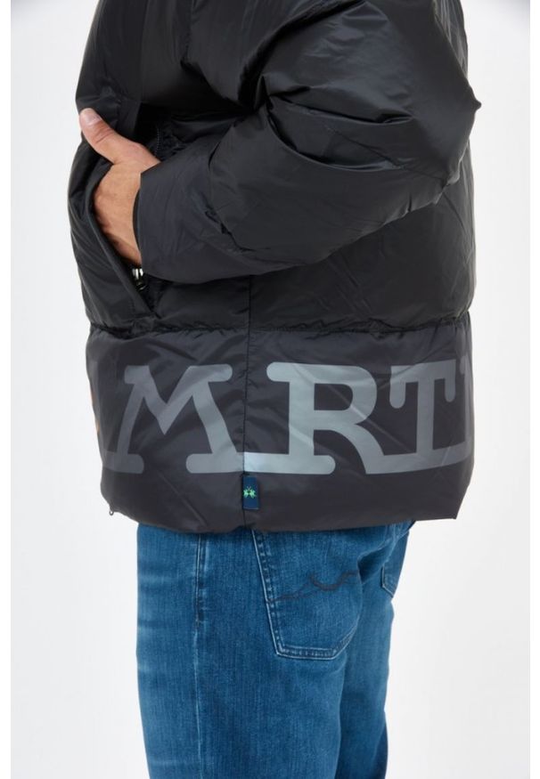 La Martina - LA MARTINA Czarna męska kurtka puchowa z logo, Rozmiar L. Kolor: czarny. Materiał: puch