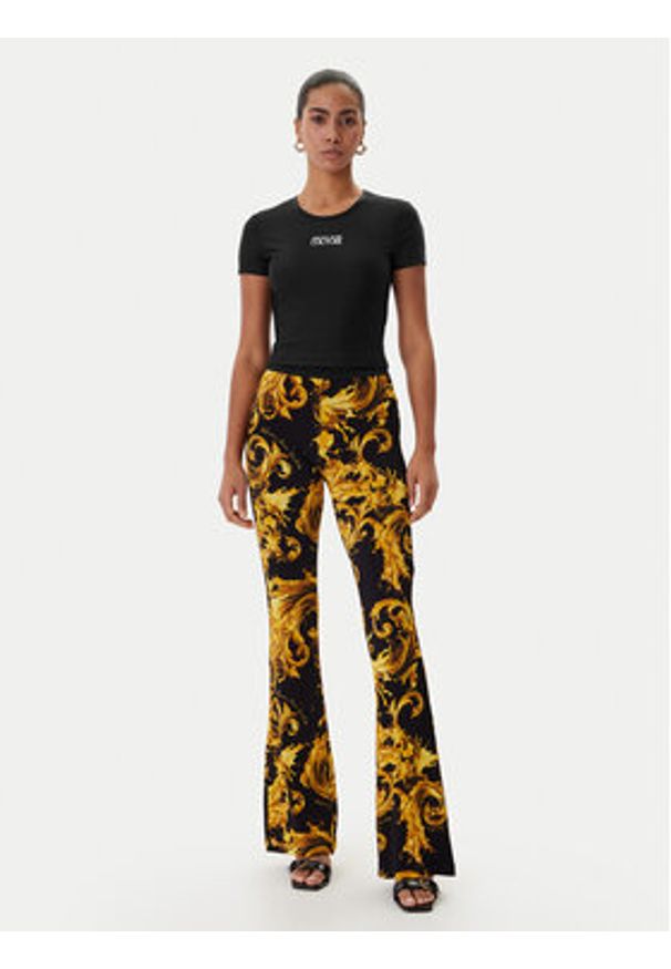 Versace Jeans Couture Legginsy 80HAC107 JS533 Czarny Flare Fit. Kolor: czarny. Materiał: wiskoza