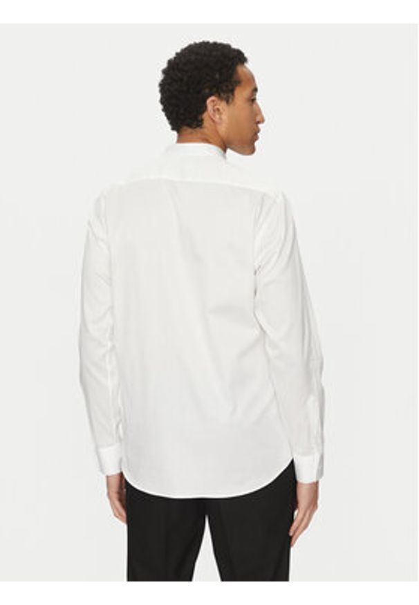 Karl Lagerfeld - KARL LAGERFELD Koszula 605035 552602 Biały Regular Fit. Typ kołnierza: dekolt w karo. Kolor: biały. Materiał: bawełna