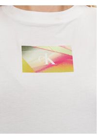 Calvin Klein Jeans T-Shirt Illuminated Box Logo Slim Tee J20J222898 Biały Slim Fit. Kolor: biały. Materiał: bawełna #3