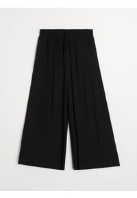 Sinsay - Wiskozowe spodnie wide leg - czarny. Kolor: czarny. Materiał: wiskoza #1